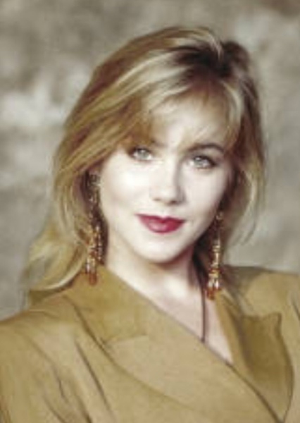 Christina Applegate photo