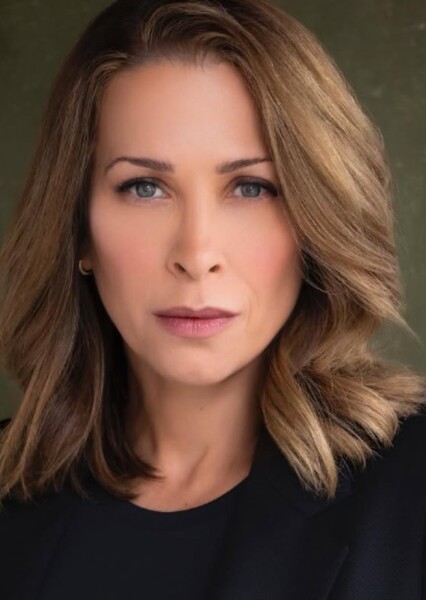 Christina Cox photo