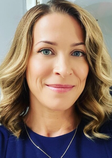 Christina Cox photo