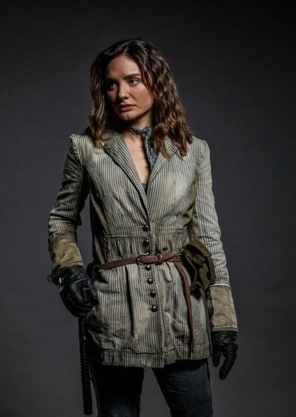 Christine Evangelista photo