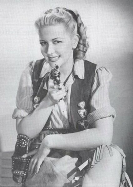 Christine McIntyre photo