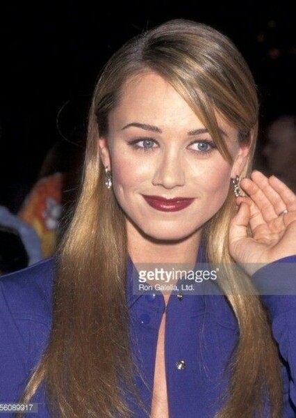 Christine Taylor photo