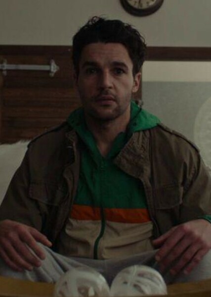Christopher Abbott photo