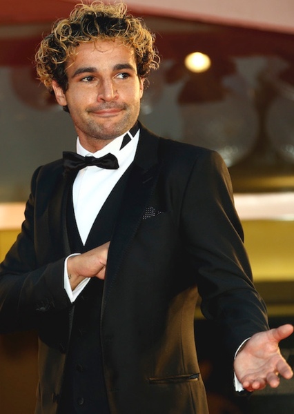 Christopher Abbott photo