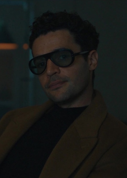 Christopher Abbott photo