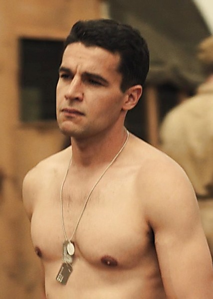 Christopher Abbott photo