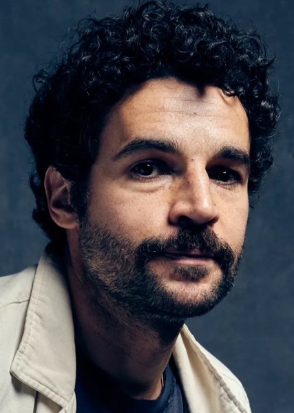 Christopher Abbott photo