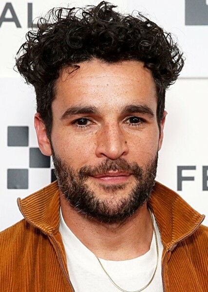 Christopher Abbott photo