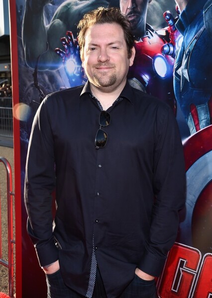 Christopher Yost photo