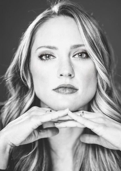 Ciara Hanna photo