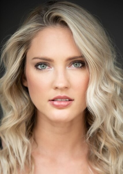 Ciara Hanna photo