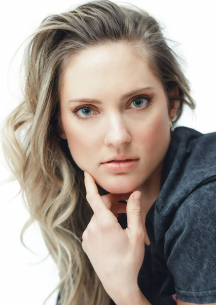 Ciara Hanna photo