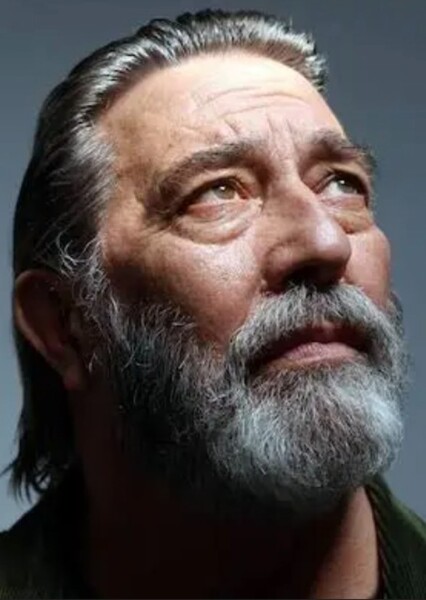 Ciarán Hinds photo