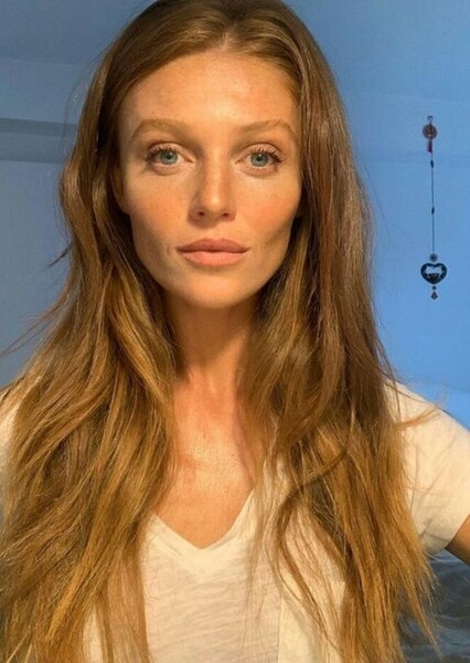 Cintia Dicker photo
