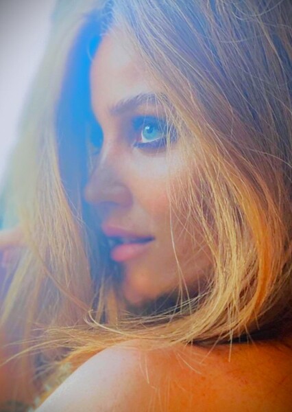 Cintia Dicker photo