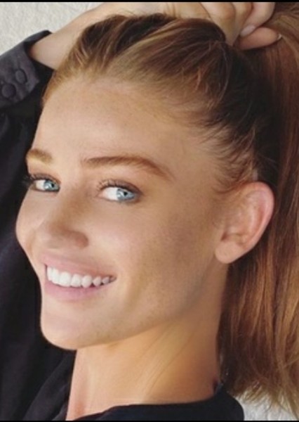 Cintia Dicker photo