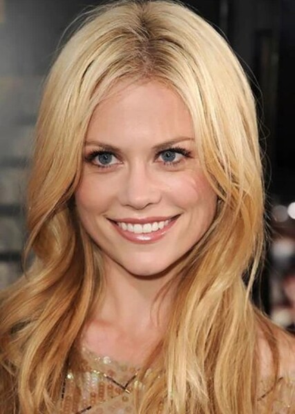 Claire Coffee photo