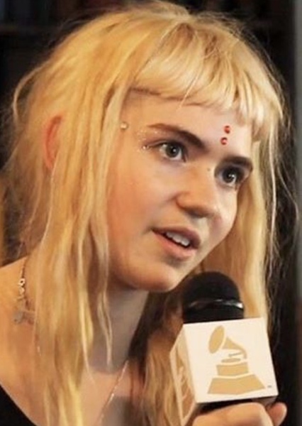 Claire Elise "Grimes" Boucher photo