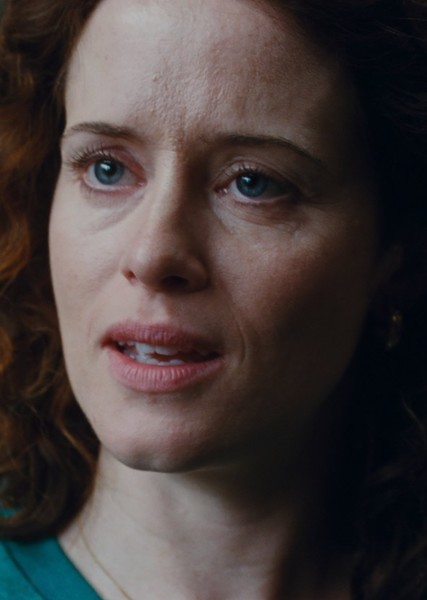 Claire Foy photo