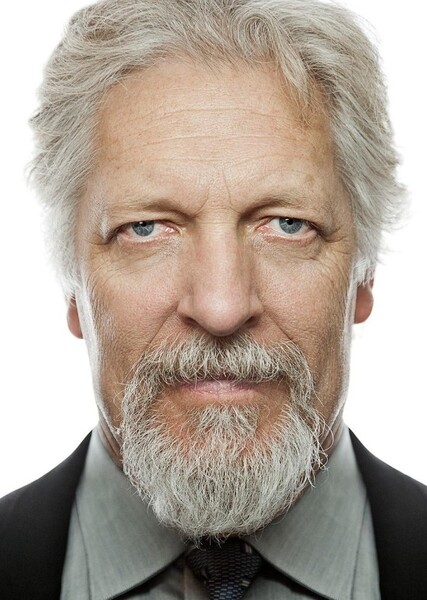 Clancy Brown photo