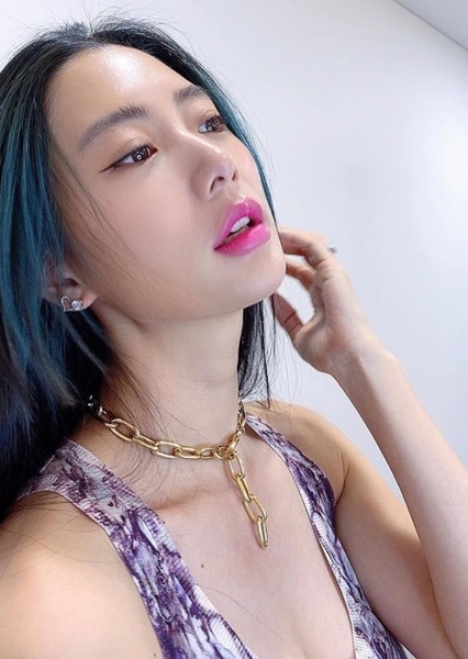 Clara Lee photo