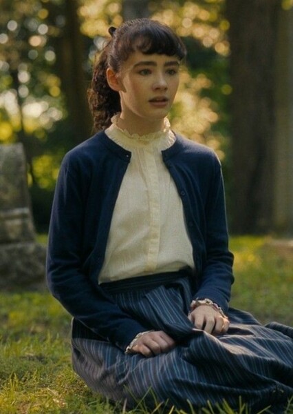 Clara Stack photo
