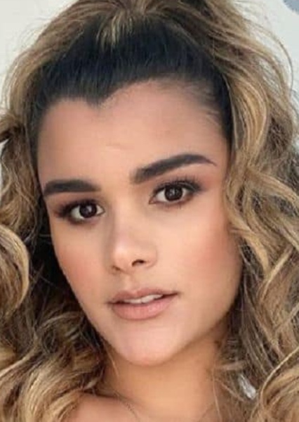 Clarissa Molina photo