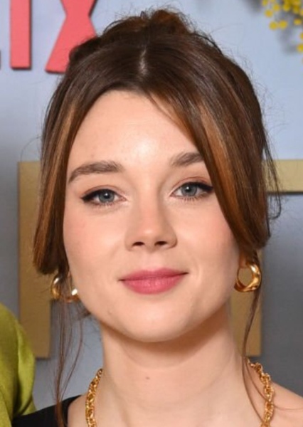 Claudia Jessie photo