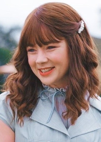 Claudia Jessie photo