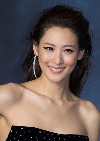 Claudia Kim photo