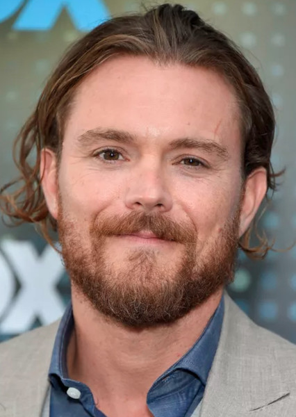 Clayne Crawford photo