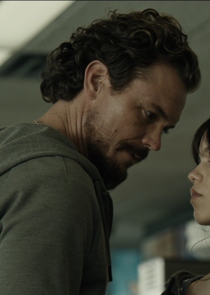 Clayne Crawford