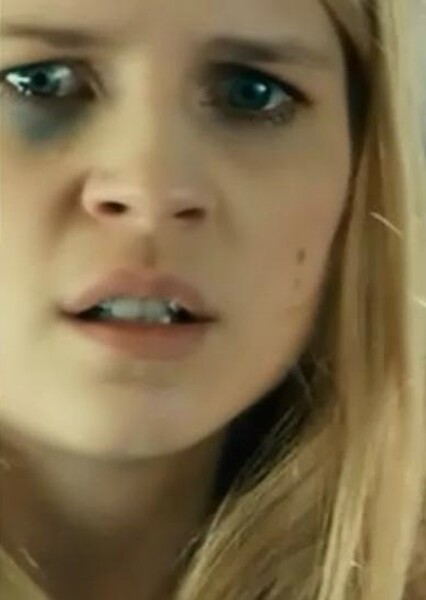 Clémence Poésy photo