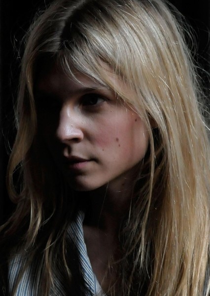 Clémence Poésy photo