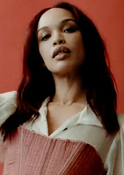 Cleopatra Coleman photo