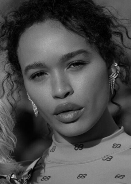 Cleopatra Coleman photo