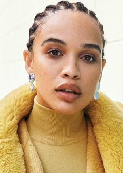 Cleopatra Coleman photo