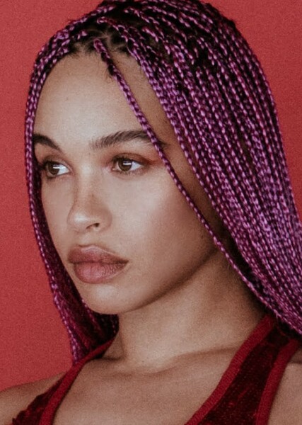 Cleopatra Coleman photo