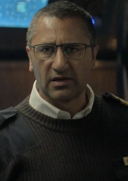 Cliff Curtis