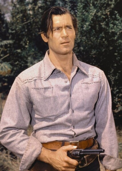 Clint Walker photo