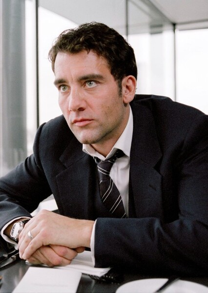 Clive Owen photo