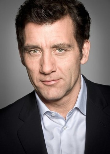 Clive Owen photo