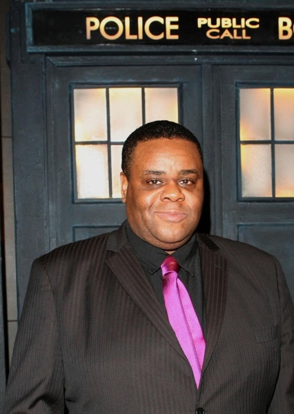 Clive Rowe photo