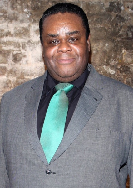Clive Rowe photo