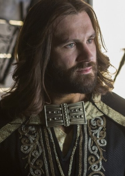 Clive Standen