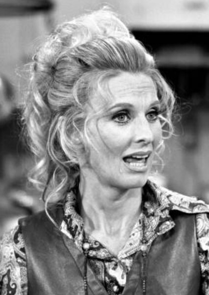 Cloris Leachman photo