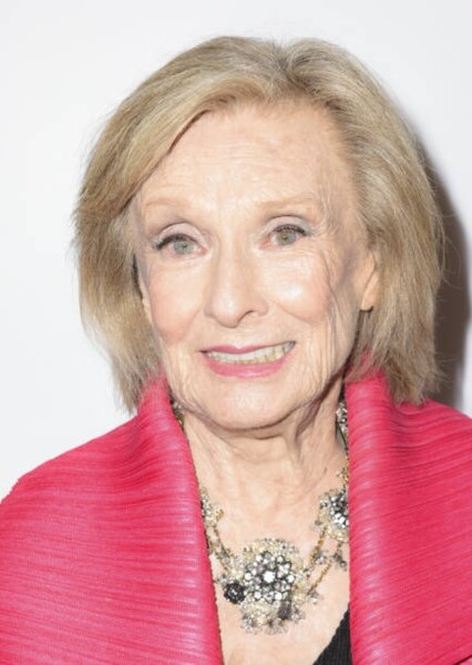 Cloris Leachman photo