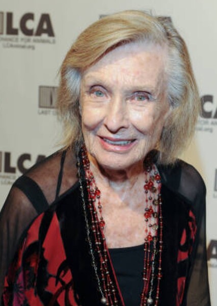 Cloris Leachman photo