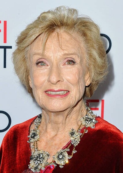 Cloris Leachman photo