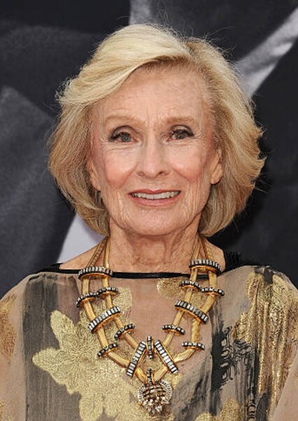 Cloris Leachman photo